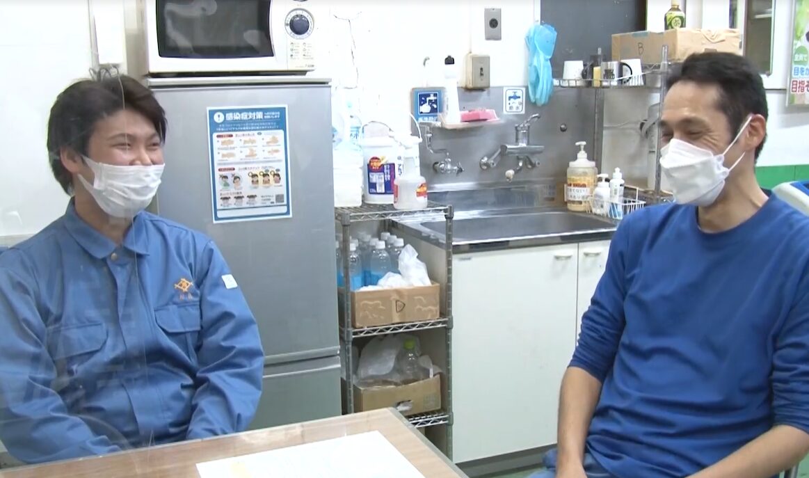 川島 諒也