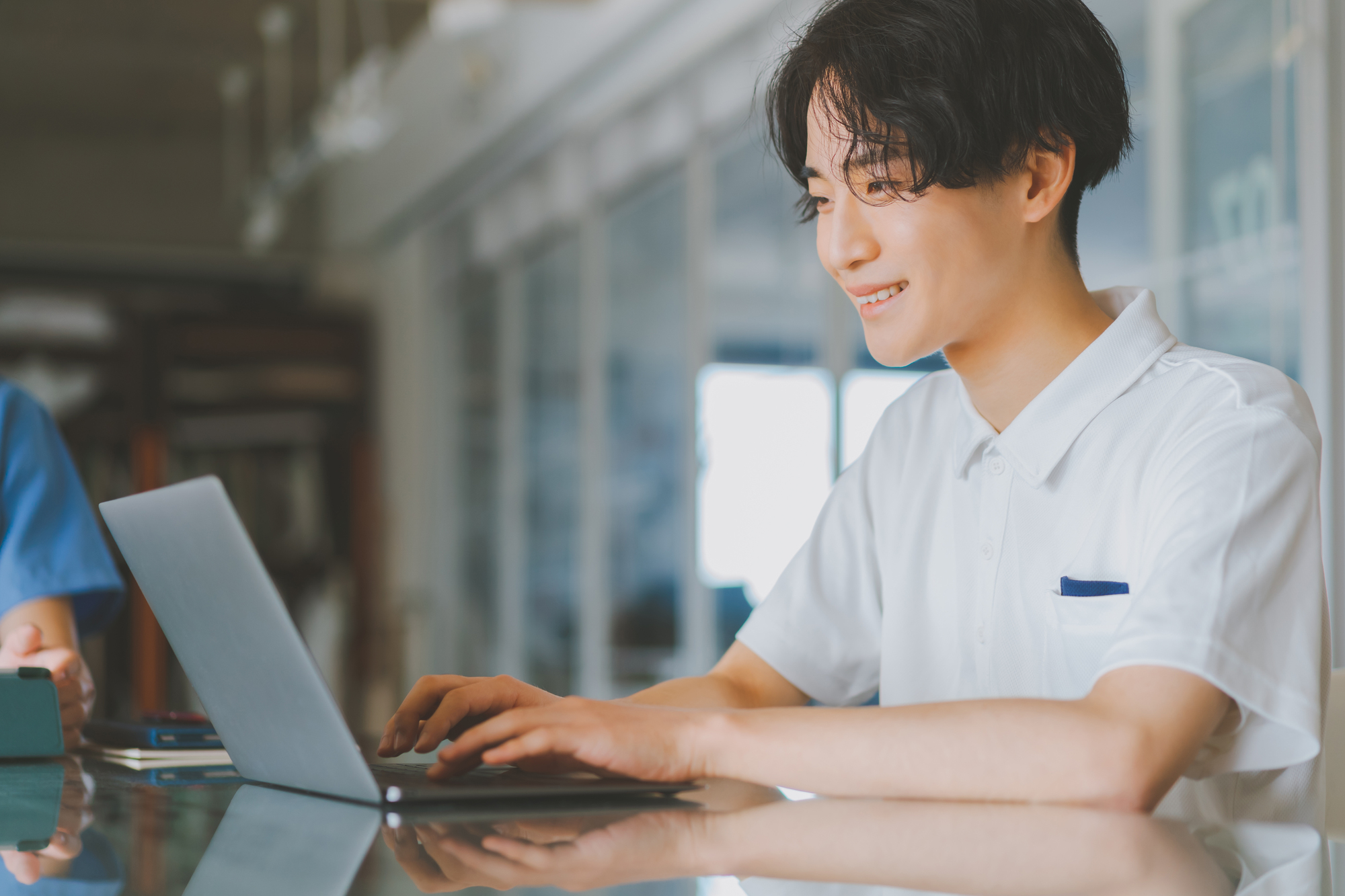 【夜勤パート】病院内の事務当直スタッフ|週2日~OK|夜間受付・巡回対応|大阪市生野区